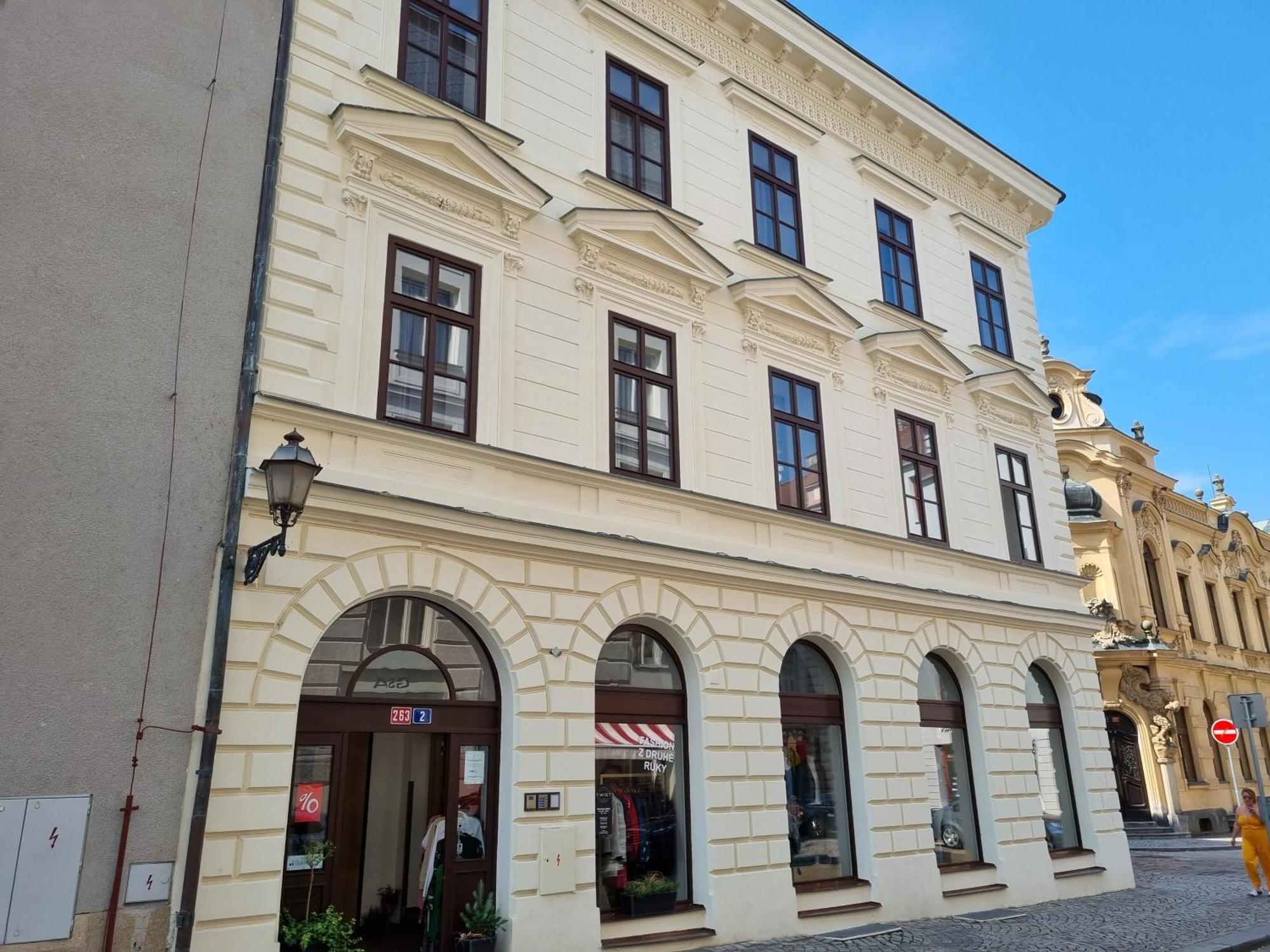 Velky Byt 3+Kk Klicperova, 2 Loznice Hradec Králové Kültér fotó